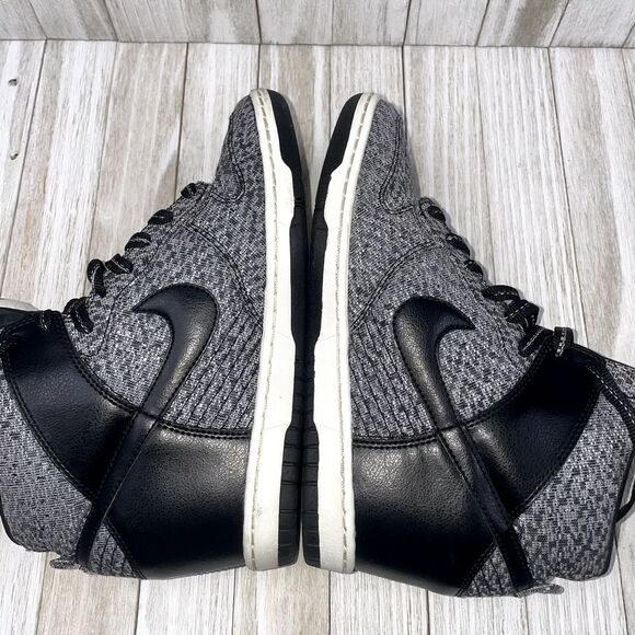 Nike Gray Athletic Shoes with Wedge Heel - Picture 9 of 10